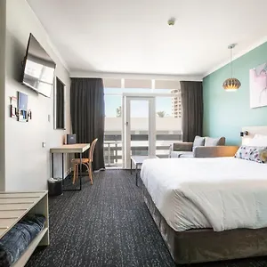 Hotel Nightcap At Watermark Glenelg Adelaide