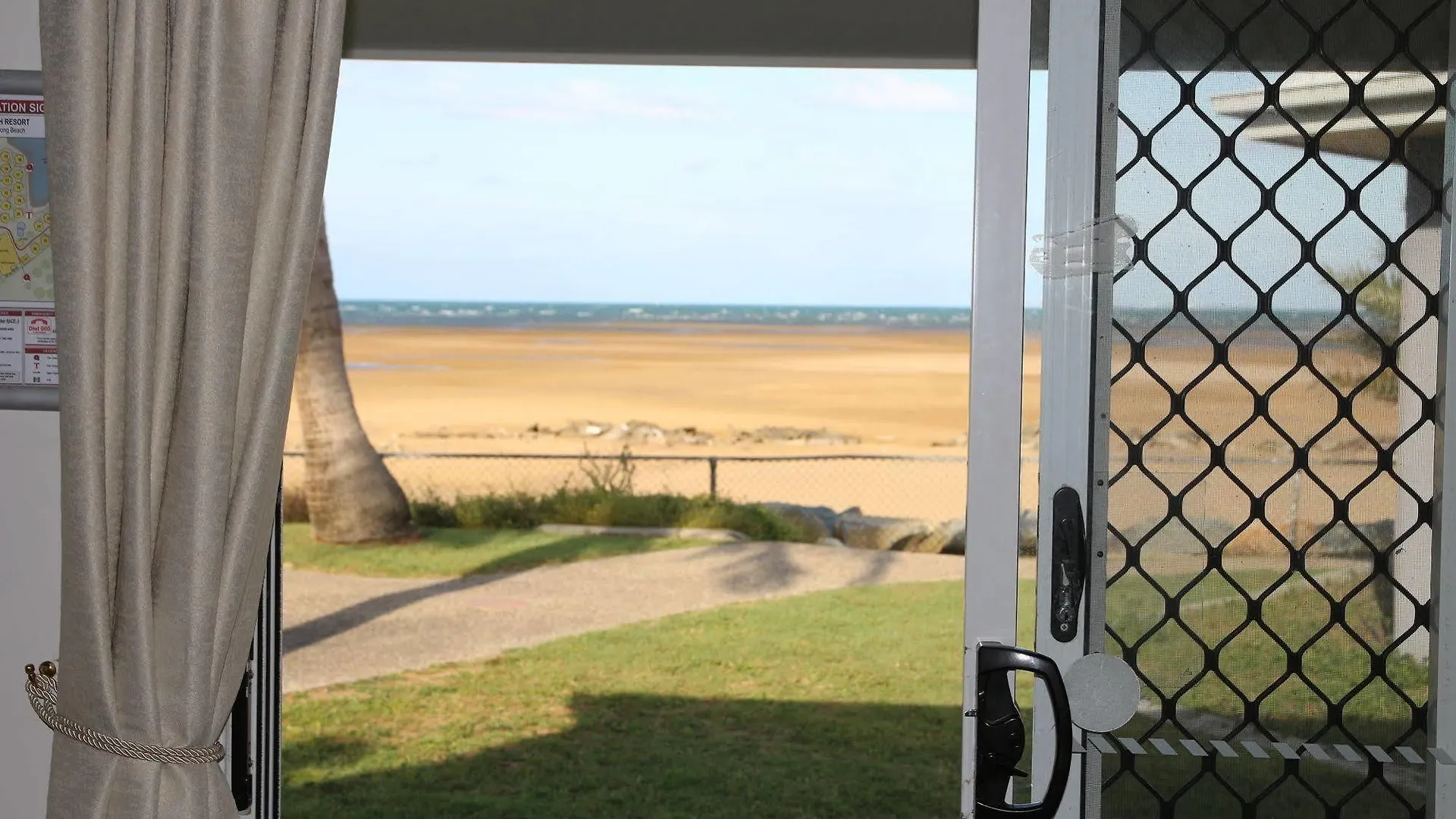 Illawong Beach Resort Mackay